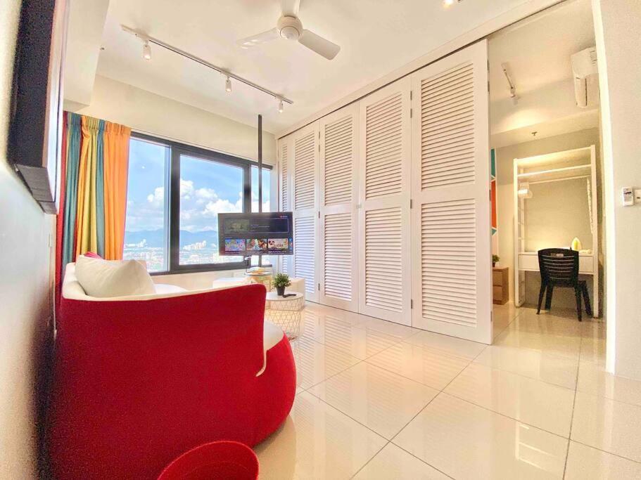 Tropicana 218 Macalister #Wondercolor #Infinity Pool #Georgetown #5Pax #2Br 2Bath #1King 1Queen 1Single #Quality Well Maintained #Private Host Esterno foto